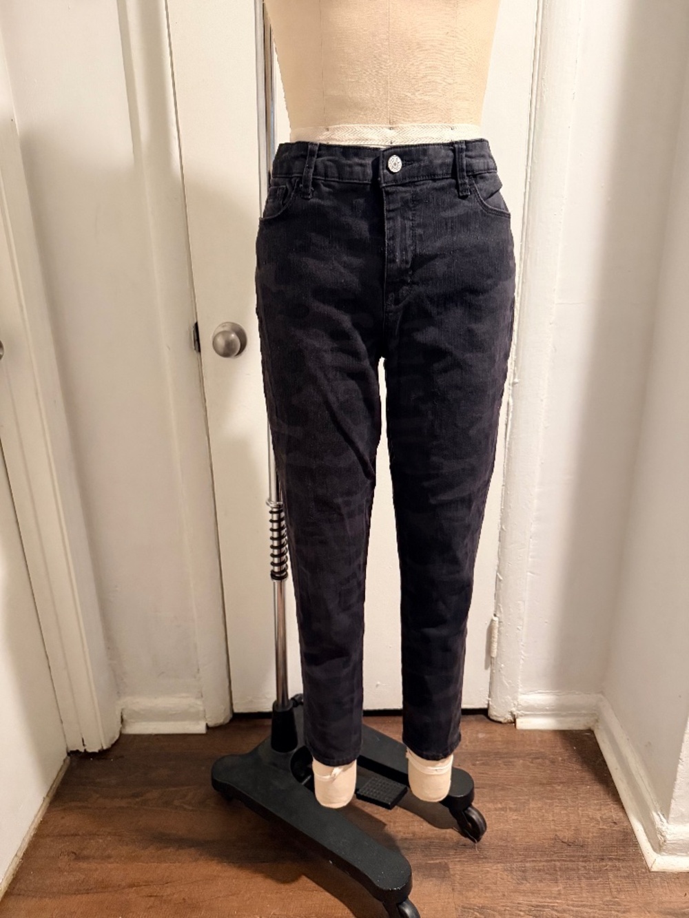 Sanctuary Social Standard Jeans Ankle Skinny Camo
